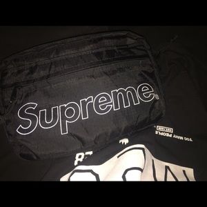 Supreme Shoulder bag